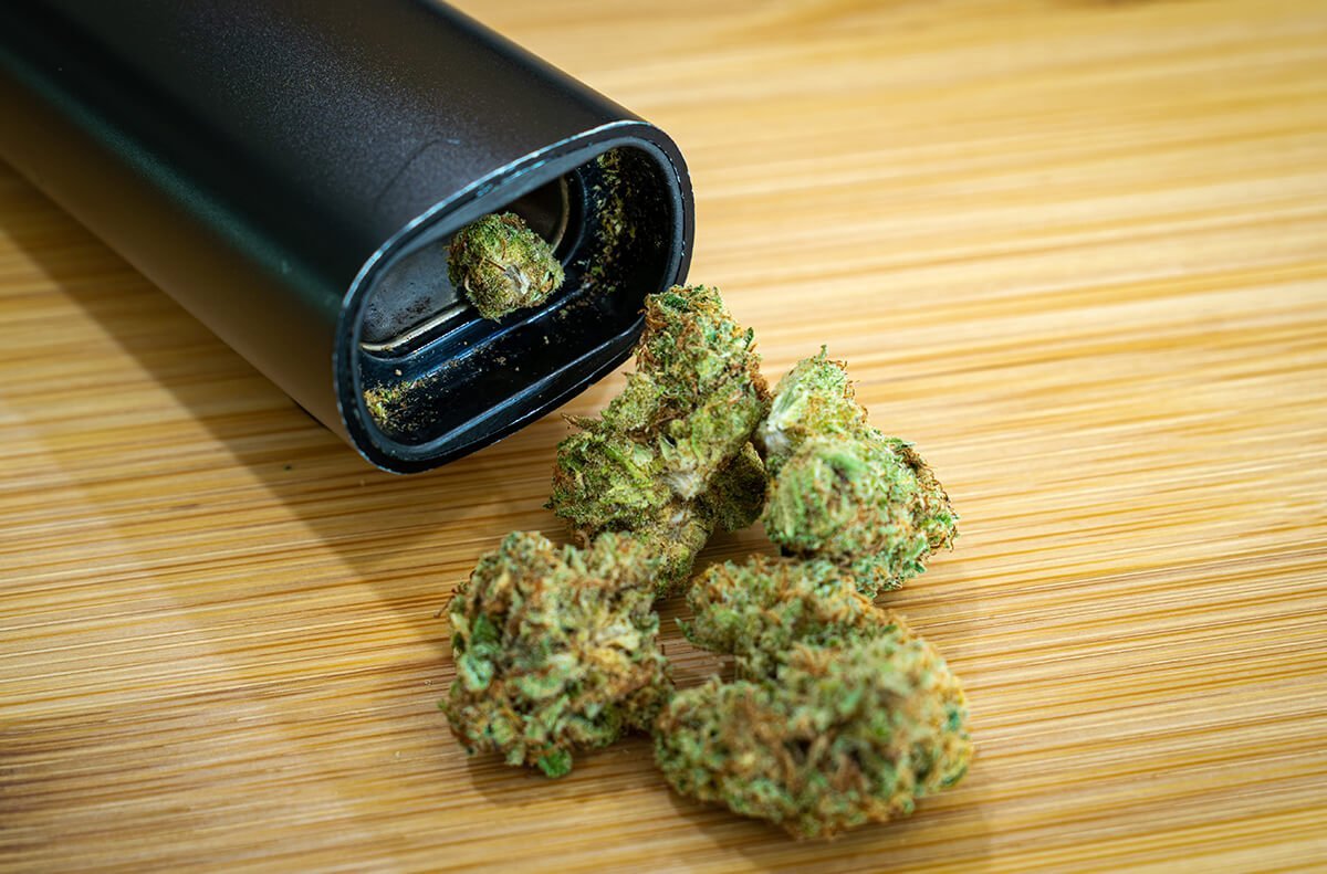 How To Properly Clean And Maintain Your Dry Herb Vaporizer?